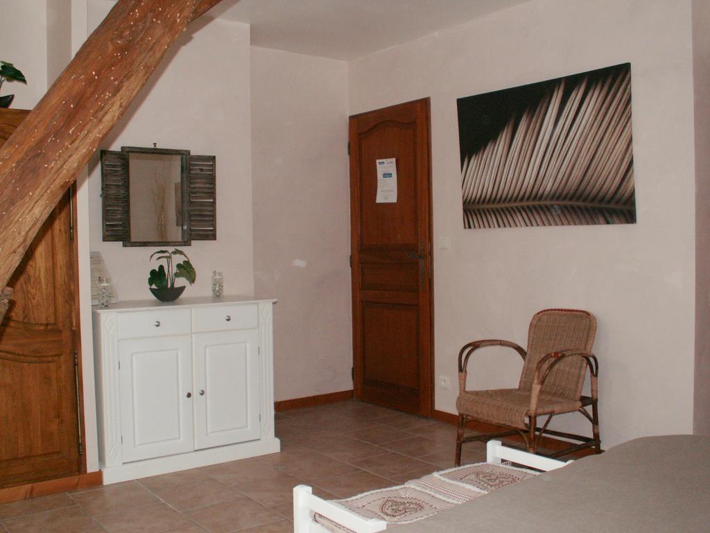 La Chartreuse Hotell Poilly-sur-Tholon Rum bild