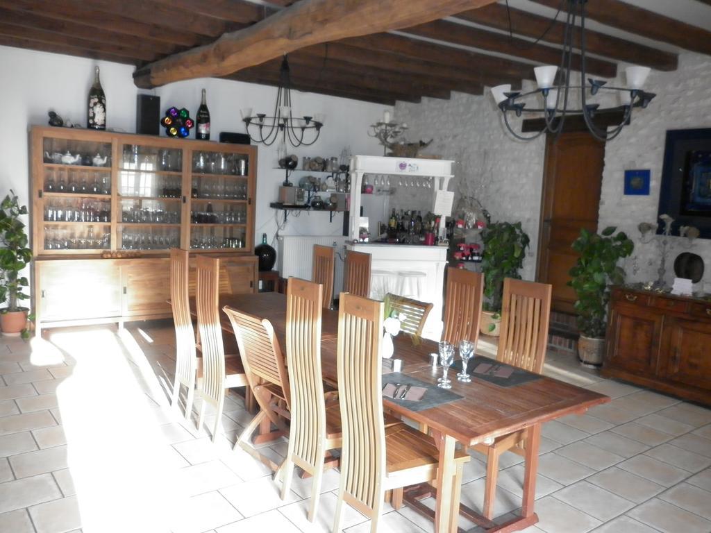 La Chartreuse Hotell Poilly-sur-Tholon Exteriör bild